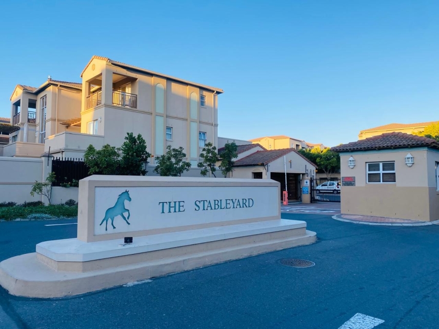 To Let 2 Bedroom Property for Rent in Royal Ascot Western Cape